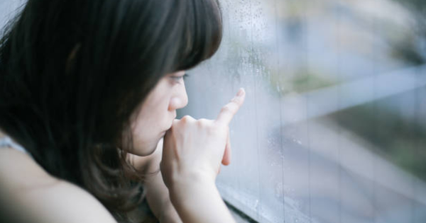 7 năm chưa quên được tình cũ, đến với người mới để làm gì?