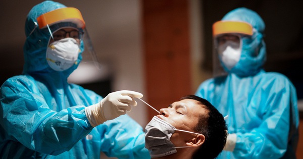 Chủ tịch Hà Nội: Thần tốc xét nghiệm diện rộng toàn thành phố đến 15/9