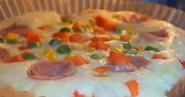 Cách làm bánh pizza bằng nồi chiên không dầu