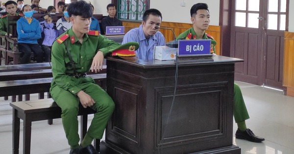 Hà Tĩnh: Tuyên án kẻ vô cớ cầm dao sát hại hàng xóm