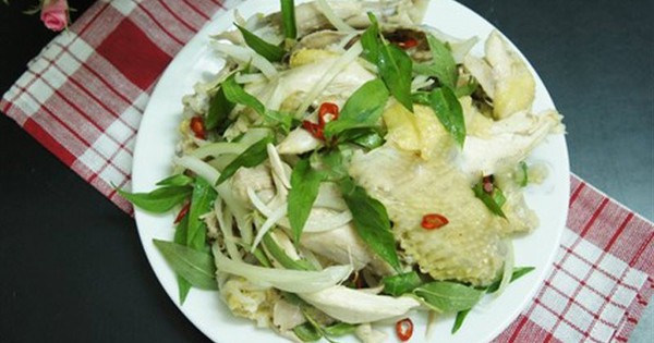 Cách làm gỏi gà ngon và lạ miệng cho bữa cơm gia đình