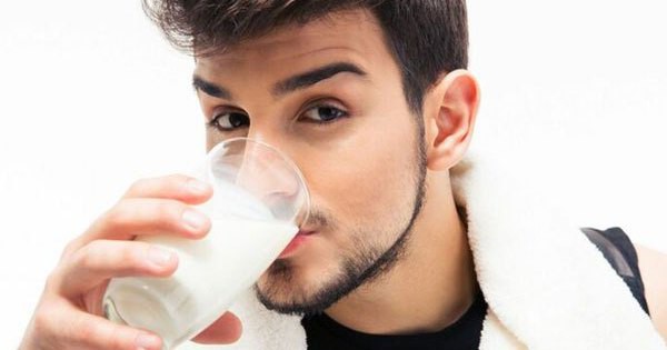 Nam giới uống nhiều sữa đậu nành có bị yếu sinh lý?