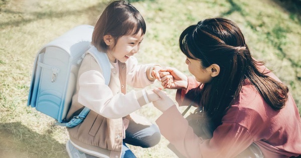 Trẻ có 3 dấu hiệu này chứng tỏ cha mẹ đang nuôi dạy đúng hướng