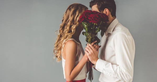 Cách để vợ chồng “hâm nóng” lại tình yêu trong ngày lễ tình nhân 14/2 khi tình cảm đã bớt nồng nàn sau nhiều năm bên nhau