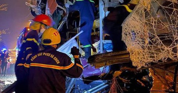 Chính thức khởi tố tài xế xe khách trong vụ tai nạn giao thông tại Quảng Nam