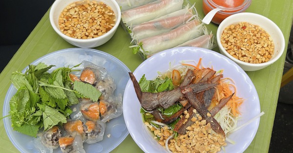 View - Top những món ăn vặt ngon nhất ở Hà Nội ai cũng mê, nhất là giới trẻ