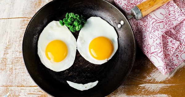Hiệu quả của bữa sáng giàu protein trong việc kiểm soát cân nặng: Có bằng chứng khoa học nào cho thấy rằng việc ăn bữa sáng giàu protein có thể giúp giảm cân? Hiệu quả của việc này là như thế nào?
