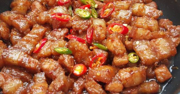 Những cách làm thịt ba chỉ xào mắm ruốc thơm ngon khó cưỡng