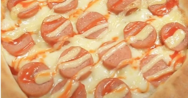  làm pizza xúc xích phô mai ngon như nhà hàng