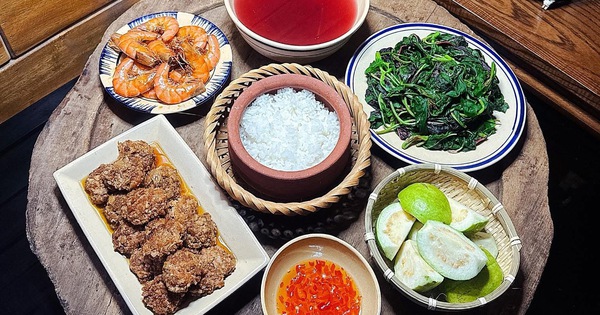Ăn gì hôm nay? 8 mâm cơm nhà chuẩn vị, dễ nấu, đủ chất cho bữa ăn ấm lòng