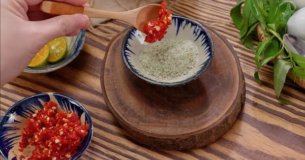 Cách làm muối rau răm thơm lừng chấm gì cũng ngon