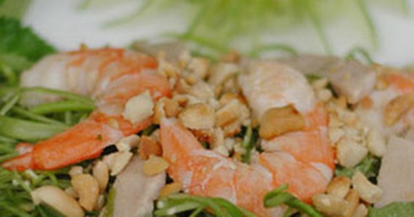 Giòn ngon gỏi rau muống tôm thịt