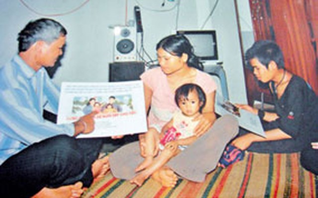 Ông Trưởng thôn có "tài" vận động dân số