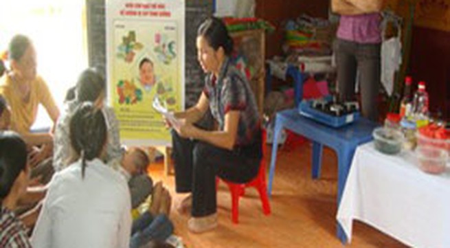 Gương một cán bộ y tế thôn bản