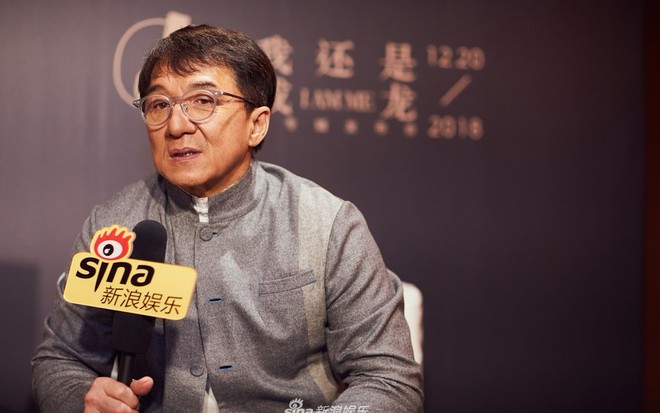 Thành Long Jackie Chan - ngôi sao gây tranh cãi, phim và đời khác xa nhau