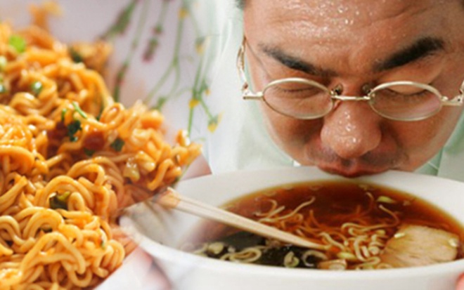 Từ vụ bé 8 tuổi bị sốc phản vệ khi ăn mì tôm, nhiều người bất ngờ nhưng chuyên gia lên tiếng "có khả năng xảy ra"