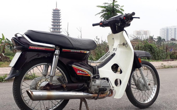 Top 5 xe máy cũ nồi đồng cối đá nên mua trong năm 2017  Honda Bigbike  Doanh Thu