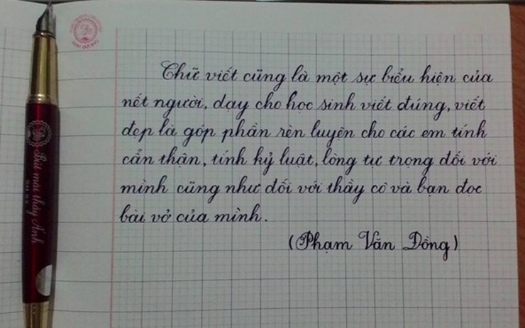 Bạn đam mê viết chữ đẹp? Bạn luôn mong muốn viết chữ đẹp và in chúng trên những tờ giấy thi văn hoặc tài liệu của mình? Quá tuyệt vời! Hãy thử ngay bộ sản phẩm nữ sinh 9X - viết chữ đẹp - in, giúp bạn trở thành những người viết chữ đẹp và sáng tạo nhất trong lớp!