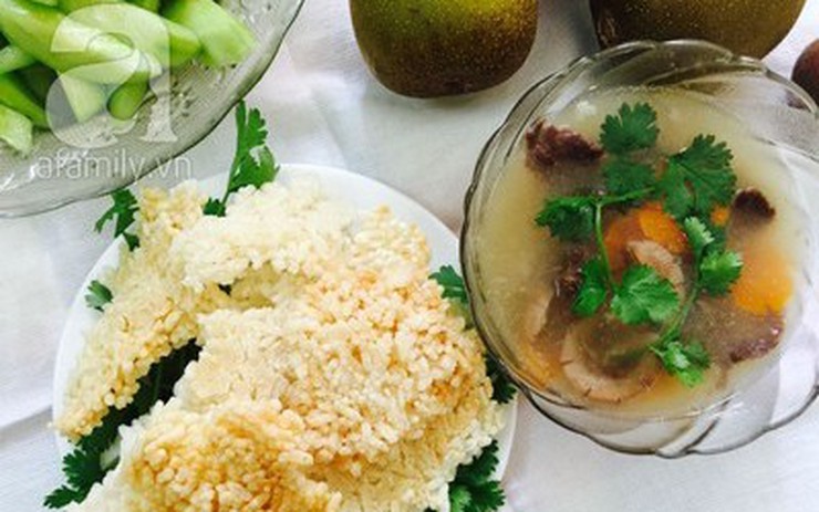 cơm cháy ninh bình vàng phủ chà bông cơm cháy ninh bình vàng phủ chà bông