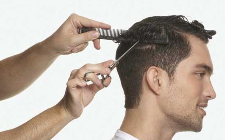 Cắt tóc: Hãy tận hưởng cảm giác thư giãn khi cắt tóc tại nơi chuyên nghiệp. Với đội ngũ thợ lành nghề, bạn sẽ được trông nom từ tóc đầu đến chân và lại cảm thấy tự tin hơn.