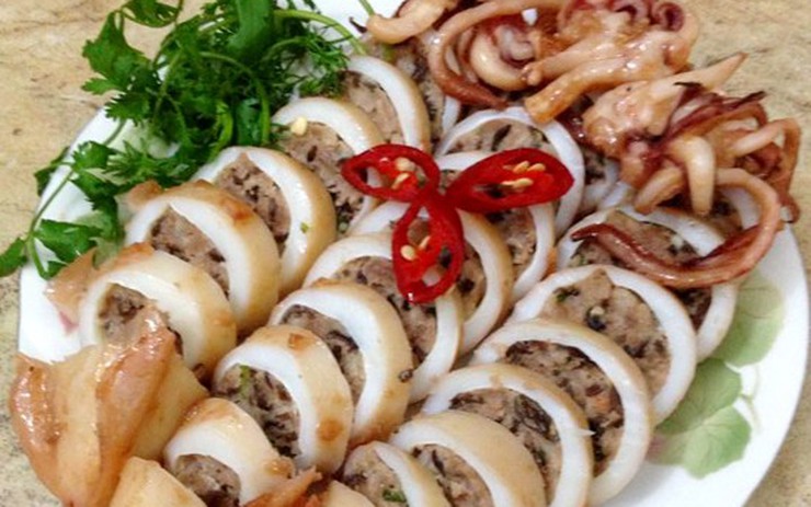 Mực nhồi thịt rán nước mắm
