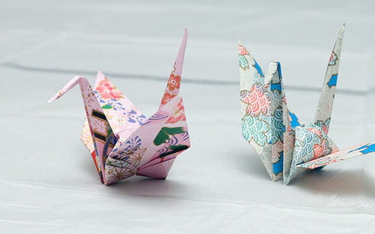 Origami Hạc: Bí Quyết Gấp Hạc Giấy Đẹp Mắt và Ý Nghĩa Văn Hóa Phong Phú