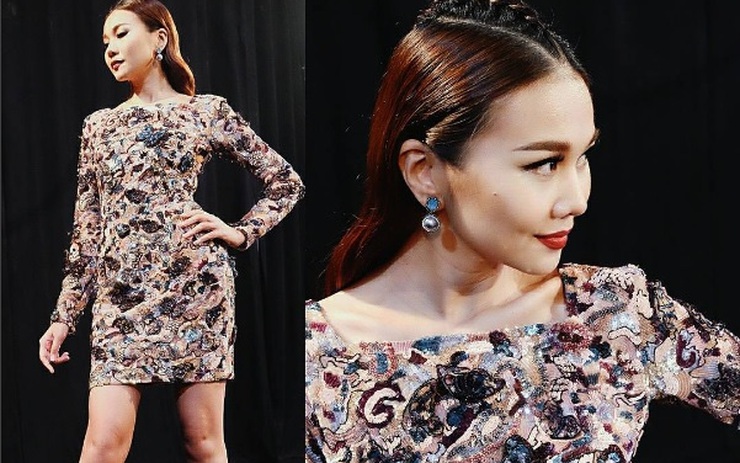 Thanh Hằng diện váy đính nơ lớn, khoe chân dài trên sàn runway