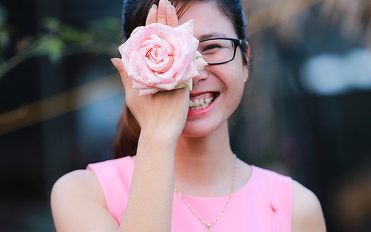 Cô gái khởi nghiệp bằng vườn hoa hồng, doanh thu tiền tỷ: Làm thuê ...