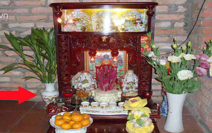 Ngày cúng Thần Tài (Ngày Vía Thần Tài) ngày càng trở nên ý nghĩa đối với người dân Việt Nam, được coi là một dịp để cầu mong may mắn, tài lộc và gia đạo. Đến năm 2024, các buổi lễ cúng Thần Tài được cử hành trang trọng, thu hút sự quan tâm của đông đảo người dân.