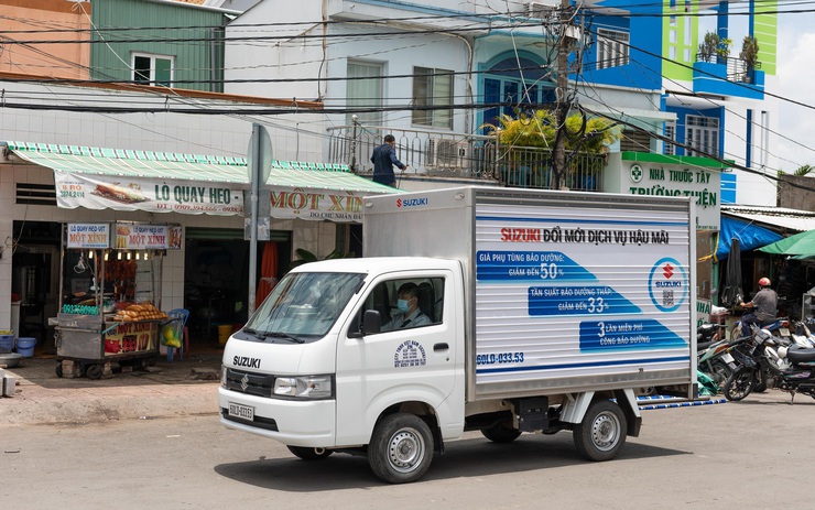 Suzuki Blind Van 2023 Giá Xe Tải Trọng 580Kg 495Kg
