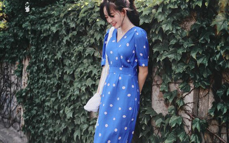 Dù mát mẻ nhưng đây là những mẫu váy liền chị em không nên mặc đi làm trong  ngày hè » Báo Phụ Nữ Việt Nam