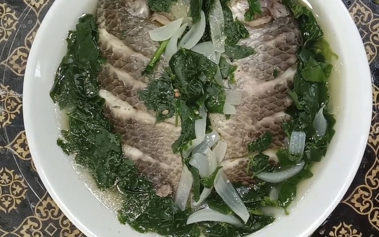 Cách nấu nướng canh rau xanh cải cá rô đồng không trở nên tanh tưởi, nước ngọt lịm