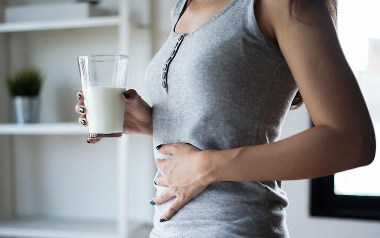 Uống sữa vào thời điểm nào hiệu quả nhất? 7 nhóm người này tốt nhất không nên dùng