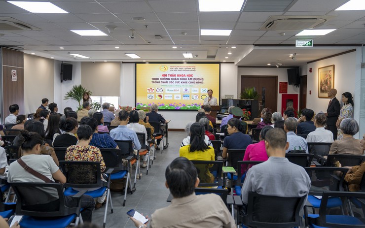 Thực dưỡng quân bình âm dương trong chăm sóc sức khỏe cộng đồng
