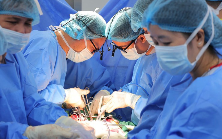 Từ một ca đuối nước đến hành trình hồi sinh 6 cuộc đời: Những lá tạng được đưa từ Bắc vào Nam