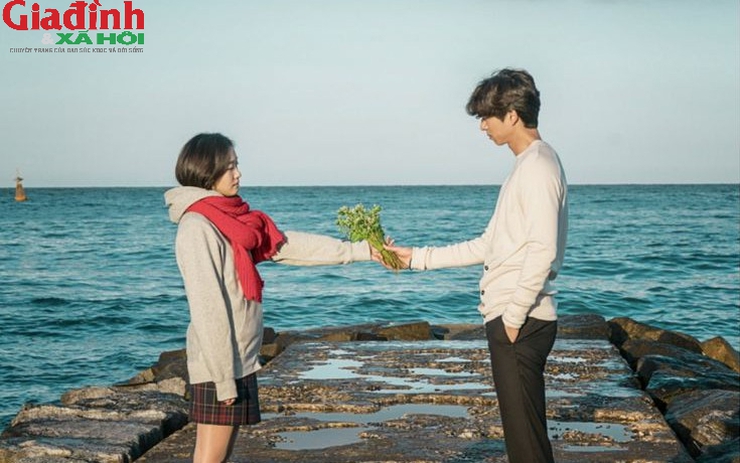 6 dấu hiệu rõ mồn một anh ấy thích bạn: Không nói nhưng ai tinh ý cũng nhận ra