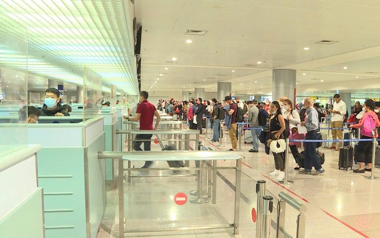Những quy định về việc mang tiền tệ, vàng khi xuất ngoại hiện nay, người dân cần lưu ý