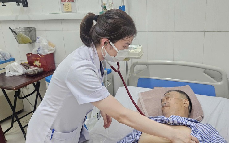 Hy hữu hai vợ chồng cùng bị nhồi máu cơ tim trong một ngày