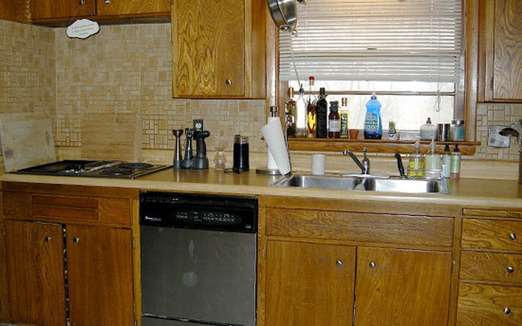 Ngắm phòng bếp cũ trở nên rạng ngời sau trang hoàng