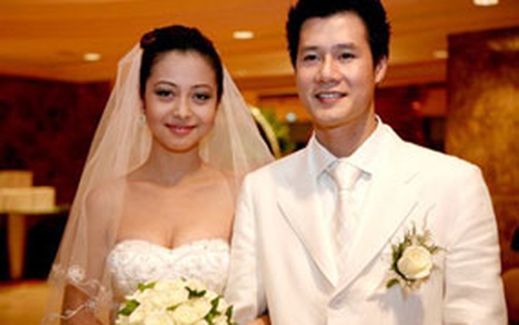 Váy cưới xuyên thấu gợi cảm của sao Việt  Váy cưới cô dâu  HappyWeddingvn