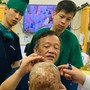 Thêm một thành công điều trị sẹo bỏng bằng kỹ thuật đặt túi giãn da ở Bệnh viện Xanh Pôn