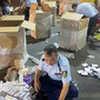 Khám xét đột xuất xe tải ở sân bay Tân Sơn Nhất, thu giữ 18.000 hộp thuốc tân dược nhiều 'không'