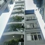 Vụ sập kính nhà trên phố ở Hà Nội: Người dân nói gì?