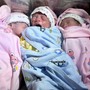 Sản phụ 40 tuổi ở Kon Tum mang thai hiếm gặp, 3 em bé may mắn chào đời khỏe mạnh
