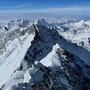 Ngọn núi cao nhất thế giới, vượt cả Everest gần 2.000m