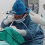 Ăn bánh sinh nhật, bé trai 11 tuổi suýt nguy hiểm tính mạng vì dị vật khó tin