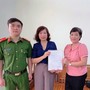 Cô giáo bất ngờ nhận hơn 20 tỷ chuyển nhầm: 'Tôi bàng hoàng, sợ bị lừa đảo'