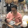 Mẹ chồng cho cháu nội 200 nghìn, cháu ngoại 2 triệu, con dâu sốc khi biết lý do