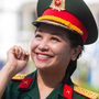 Nữ NSND mang hàm Đại tá, có bằng tiến sĩ, hiện là Giám đốc nhà hát