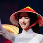 Trọn vẹn khoảnh khắc Hương Giang tỏa sáng trong tà áo dài trắng tại Miss Universe 2025